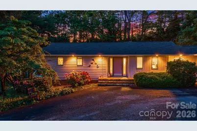 11 Beaumont Drive, Hendersonville, NC 28739 - Photo 3