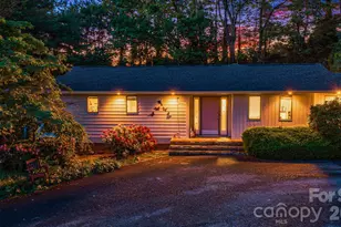 11 Beaumont Dr, Hendersonville, NC 28739 - Photo 3