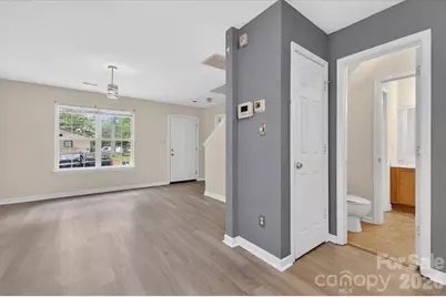 2304 Juniper Drive, Charlotte, NC 28269 - Photo 5