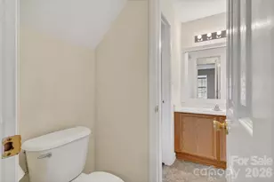 2304 Juniper Dr, Charlotte, NC 28269 - Photo 17