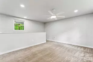 1014 N Mountain St, Cherryville, NC 28021 - Photo 7