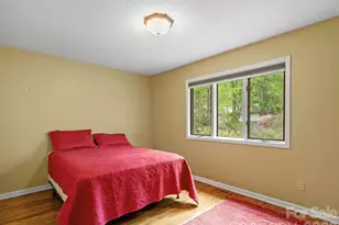 317 Robertson St, Burnsville, NC 28714 - Photo 33