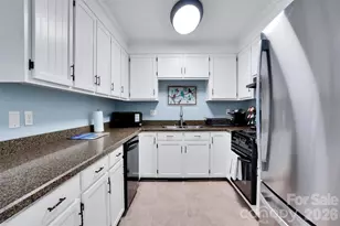 1013 Carolina Beach Ave N, Carolina Beach, NC 28428 - Photo 9