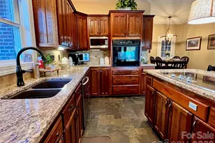 1011 Ratchford Rd, York, SC 29745 - Photo 9