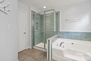10211 Rivendell Ln, Charlotte, NC 28269 - Photo 25