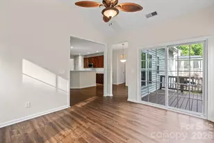10211 Rivendell Ln, Charlotte, NC 28269 - Photo 17