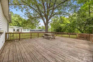 2713 Kilborne Dr, Charlotte, NC 28205 - Photo 29
