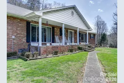 7530 Nc 208 Highway, Marshall, NC 28753 - Photo 35