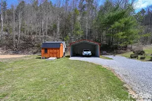 7530 Nc 208 Hwy, Marshall, NC 28753 - Photo 33