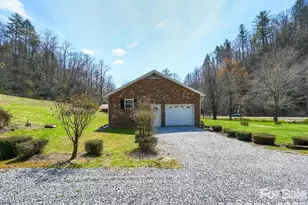 7530 Nc 208 Hwy, Marshall, NC 28753 - Photo 31