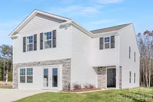 117 Lauren Ln, Hendersonville, NC 28792 - Photo 3