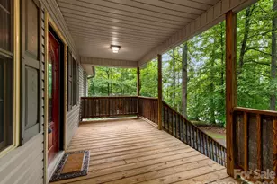 37 Leatherwood Dr, Candler, NC 28715 - Photo 9