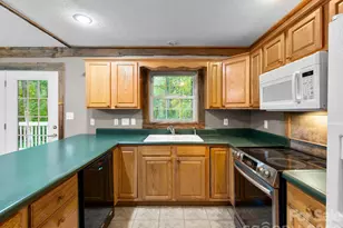 37 Leatherwood Dr, Candler, NC 28715 - Photo 19