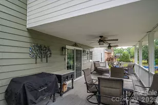 192 Carolina Dr, Cherryville, NC 28021 - Photo 9