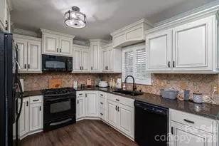 192 Carolina Dr, Cherryville, NC 28021 - Photo 21