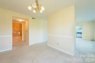 4805 Breakers Ln, Asheville, NC 28806 - Photo 11
