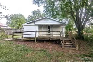 901 State St, Marion, NC 28752 - Photo 17