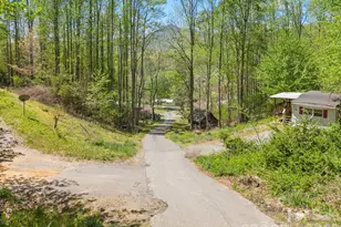 290 Hookers Gap Rd, Candler, NC 28715 - Photo 31
