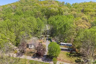 290 Hookers Gap Rd, Candler, NC 28715 - Photo 3