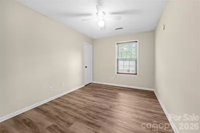 8521 Castle Pine Court, Charlotte, NC 28226 - Photo 15