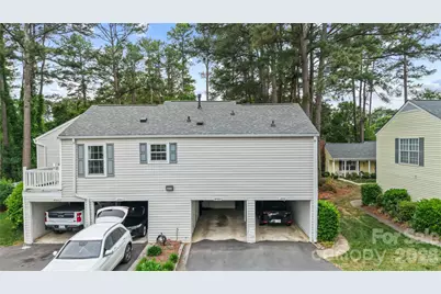 8521 Castle Pine Court, Charlotte, NC 28226 - Photo 3