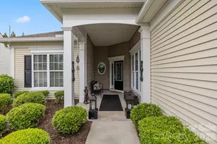 2009 Maned Goose Ct, Fort Mill, SC 29707 - Photo 3