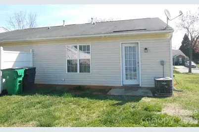 5325 Harris Cove Drive, Charlotte, NC 28269 - Photo 13