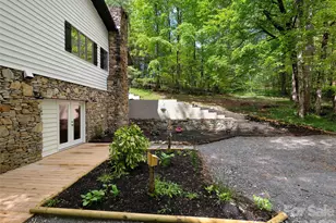 209 Ivy Hill Rd, Hendersonville, NC 28792 - Photo 25