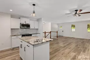 209 Ivy Hill Rd, Hendersonville, NC 28792 - Photo 5