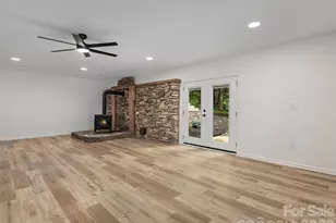 209 Ivy Hill Rd, Hendersonville, NC 28792 - Photo 19