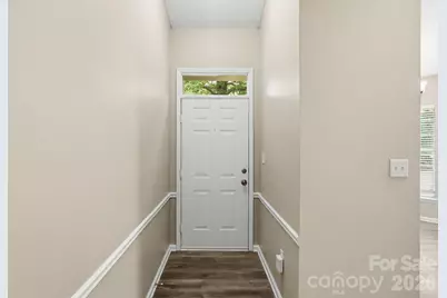 7200 Daerwood Place, Charlotte, NC 28215 - Photo 9