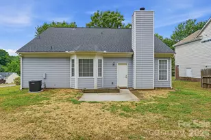 7200 Daerwood Pl, Charlotte, NC 28215 - Photo 33