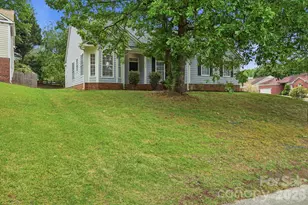 7200 Daerwood Pl, Charlotte, NC 28215 - Photo 1