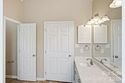 7200 Daerwood Place, Charlotte, NC 28215 - Photo 29