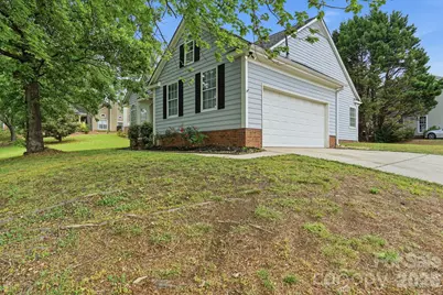 7200 Daerwood Place, Charlotte, NC 28215 - Photo 3