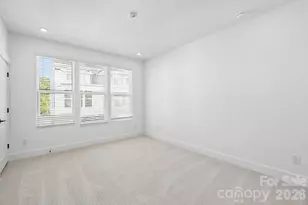 1131 Kokomo Ln, Charlotte, NC 28206 - Photo 7