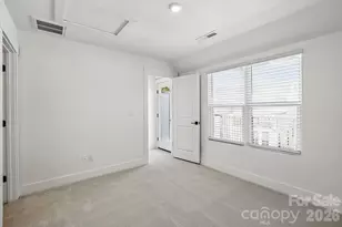 1131 Kokomo Ln, Charlotte, NC 28206 - Photo 13