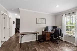 412 Mullinax Cir, Blacksburg, SC 29702 - Photo 13