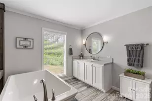 412 Mullinax Cir, Blacksburg, SC 29702 - Photo 17