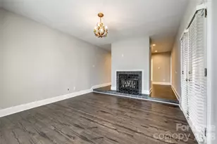 2220 Roswell Ave, Charlotte, NC 28207 - Photo 13