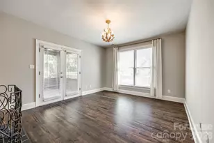 2220 Roswell Ave, Charlotte, NC 28207 - Photo 11
