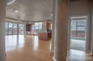 505 E 6th St, Charlotte, NC 28202 - Photo 9