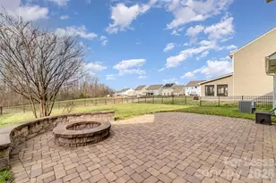 7922 Kelburn Ln, Charlotte, NC 28273 - Photo 37