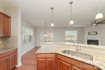7922 Kelburn Lane, Charlotte, NC 28273 - Photo 13