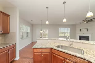 7922 Kelburn Ln, Charlotte, NC 28273 - Photo 13