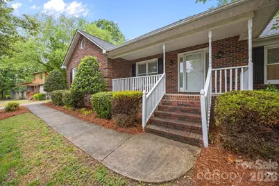 11331 Mendora Drive, Charlotte, NC 28215 - Photo 3
