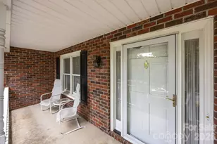 11331 Mendora Dr, Charlotte, NC 28215 - Photo 5