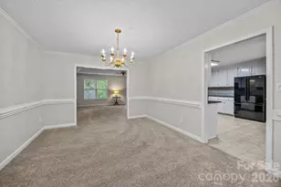 11331 Mendora Dr, Charlotte, NC 28215 - Photo 13