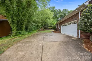 11331 Mendora Dr, Charlotte, NC 28215 - Photo 43