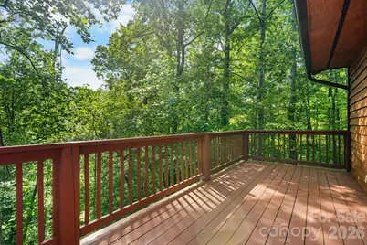 3840 Cherry Grove Drive, Hickory, NC 28602 - Photo 9